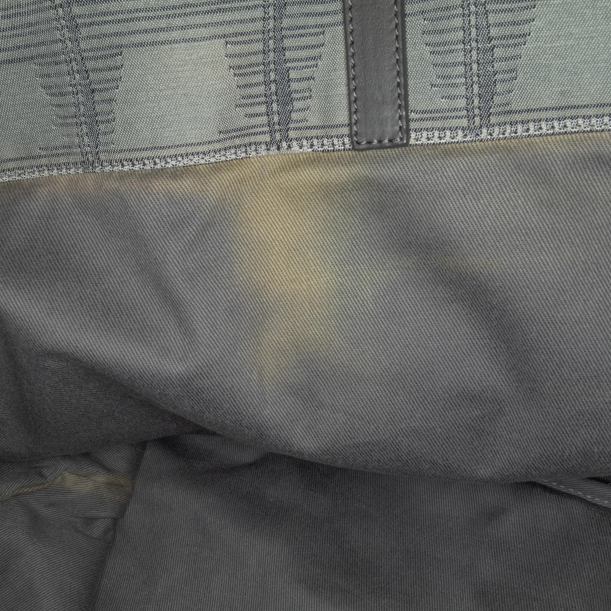 Top Quality Chanel New Travel Line Bicolor Nylon Tote (SHG-ay6wPX)
