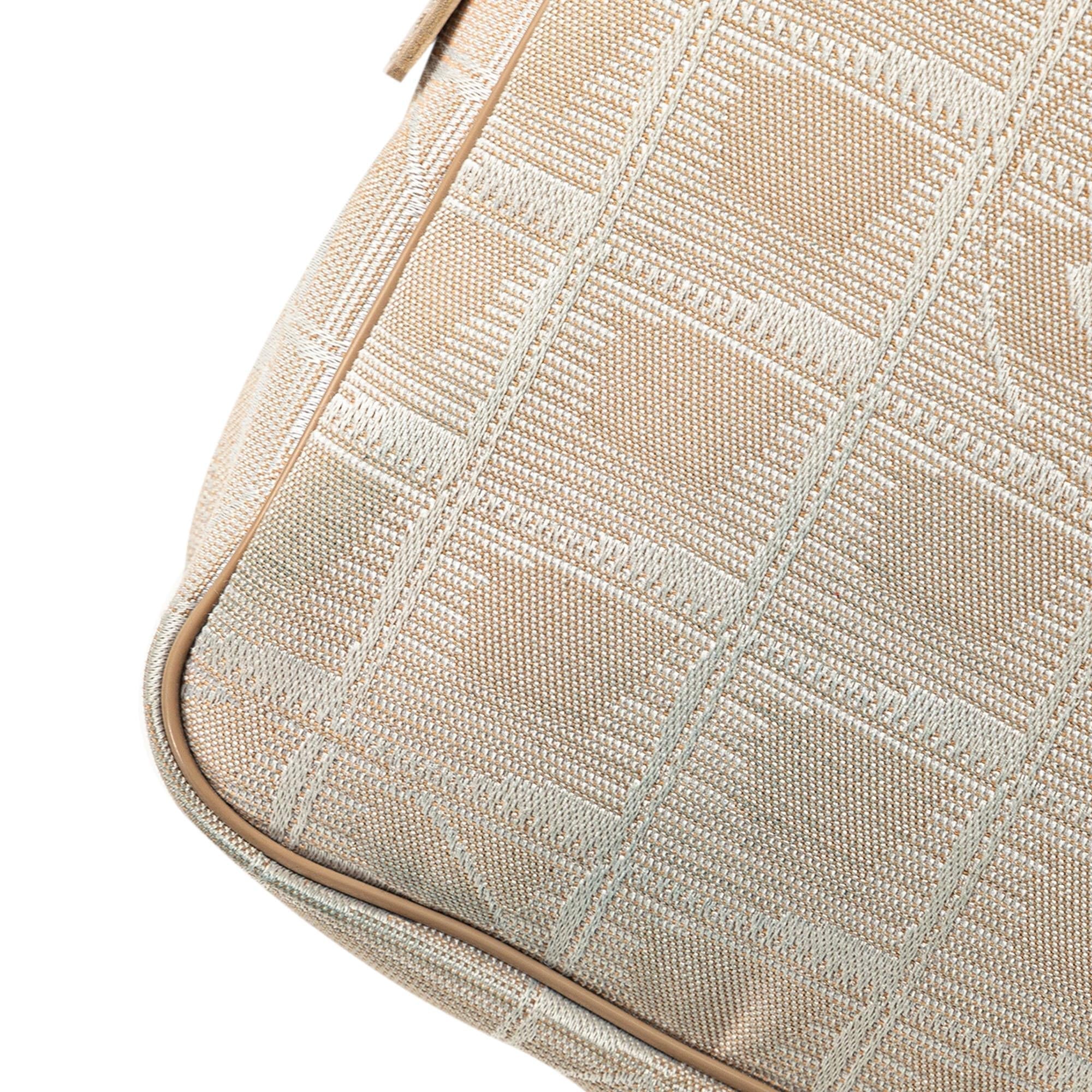 Top Quality Chanel New Travel Line Crossbody (SHG-Hsuqib)