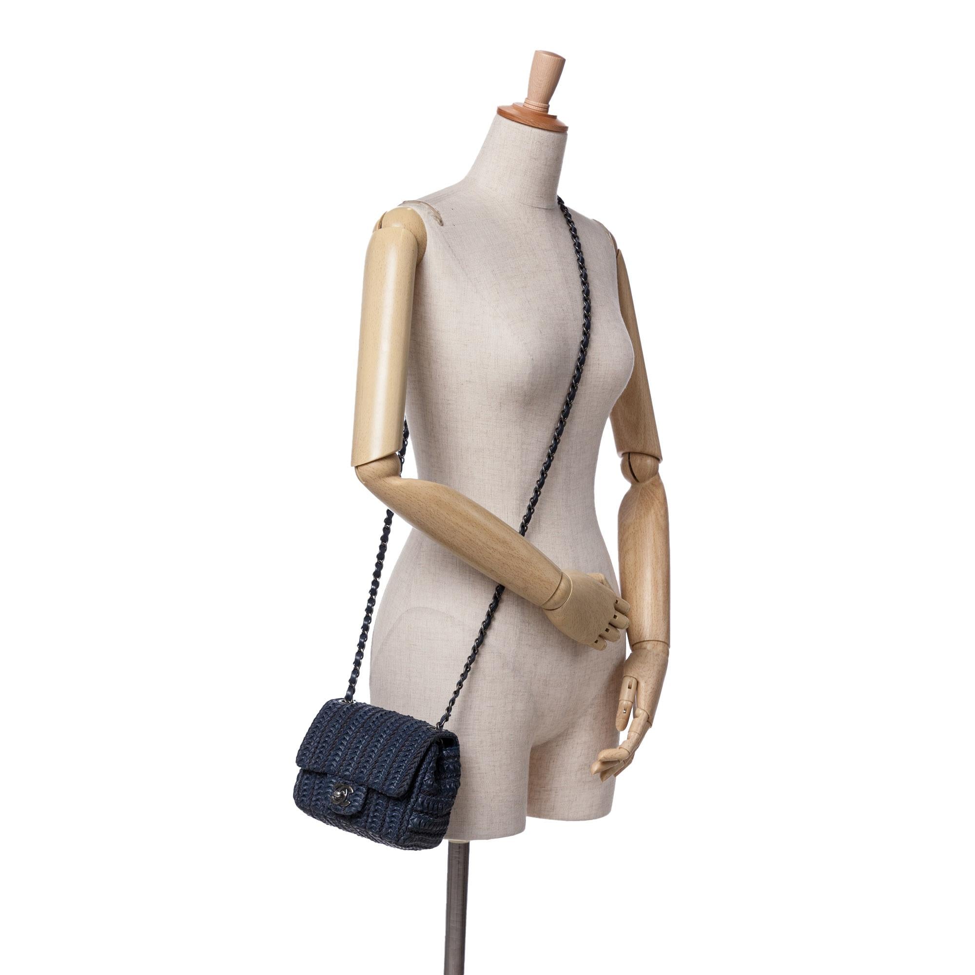 Top Quality Chanel Paris Seoul Mini Crochet Lambskin Single Flap (SHG-Sk7tO1)