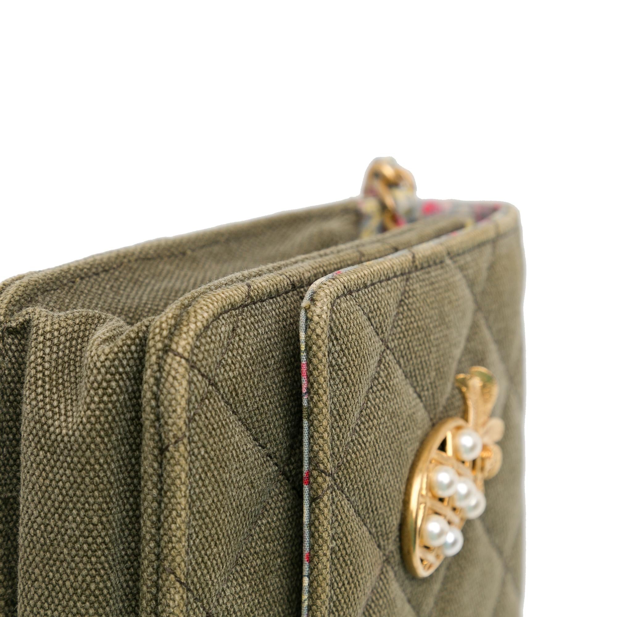 Top Quality Chanel Quilted Canvas Coco Cuba Charms Wallet On Chain (SHG-iFwSQ5)