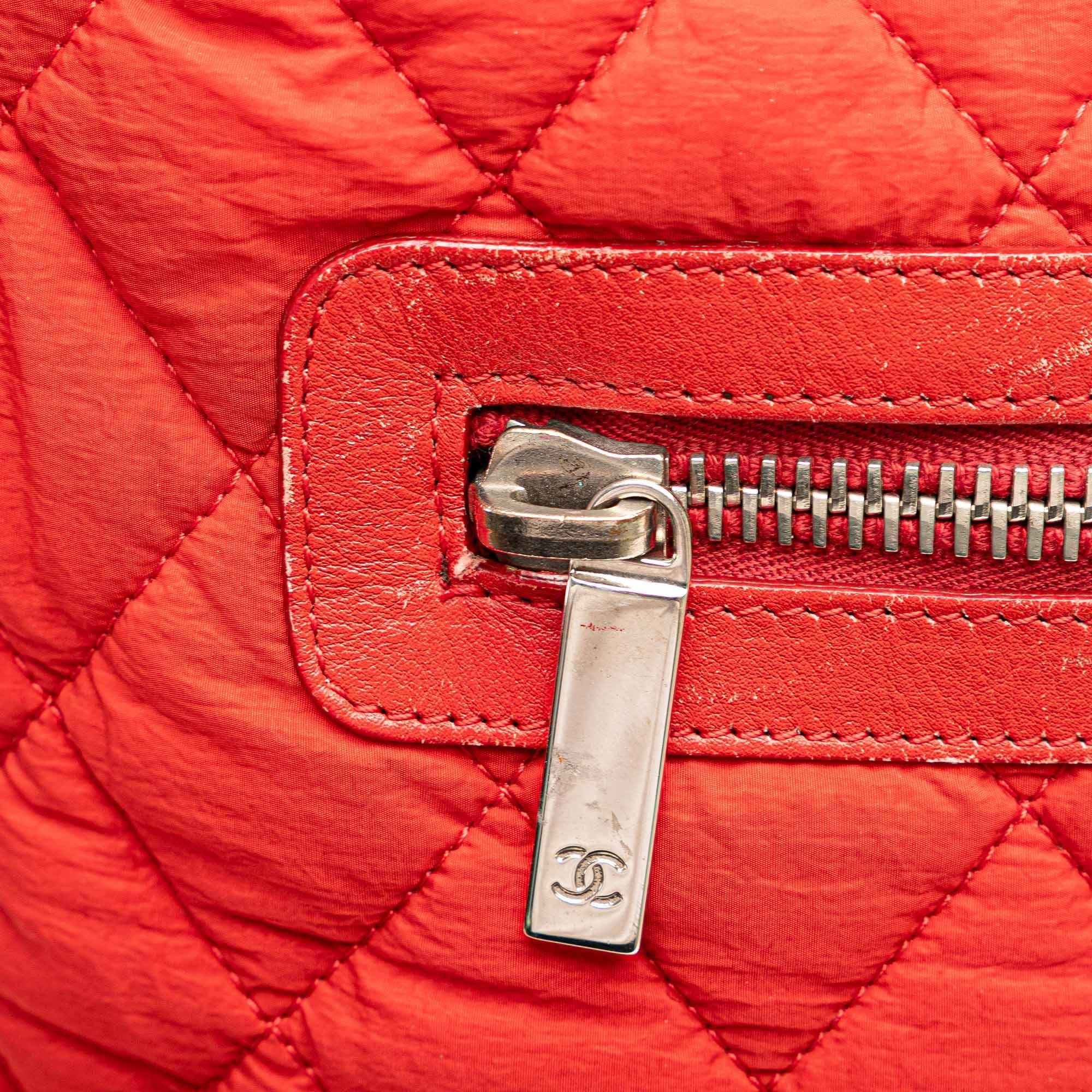 Top Quality Chanel Quilted Nylon Coco Cocoon Hobo (SHG-nkGhWx)