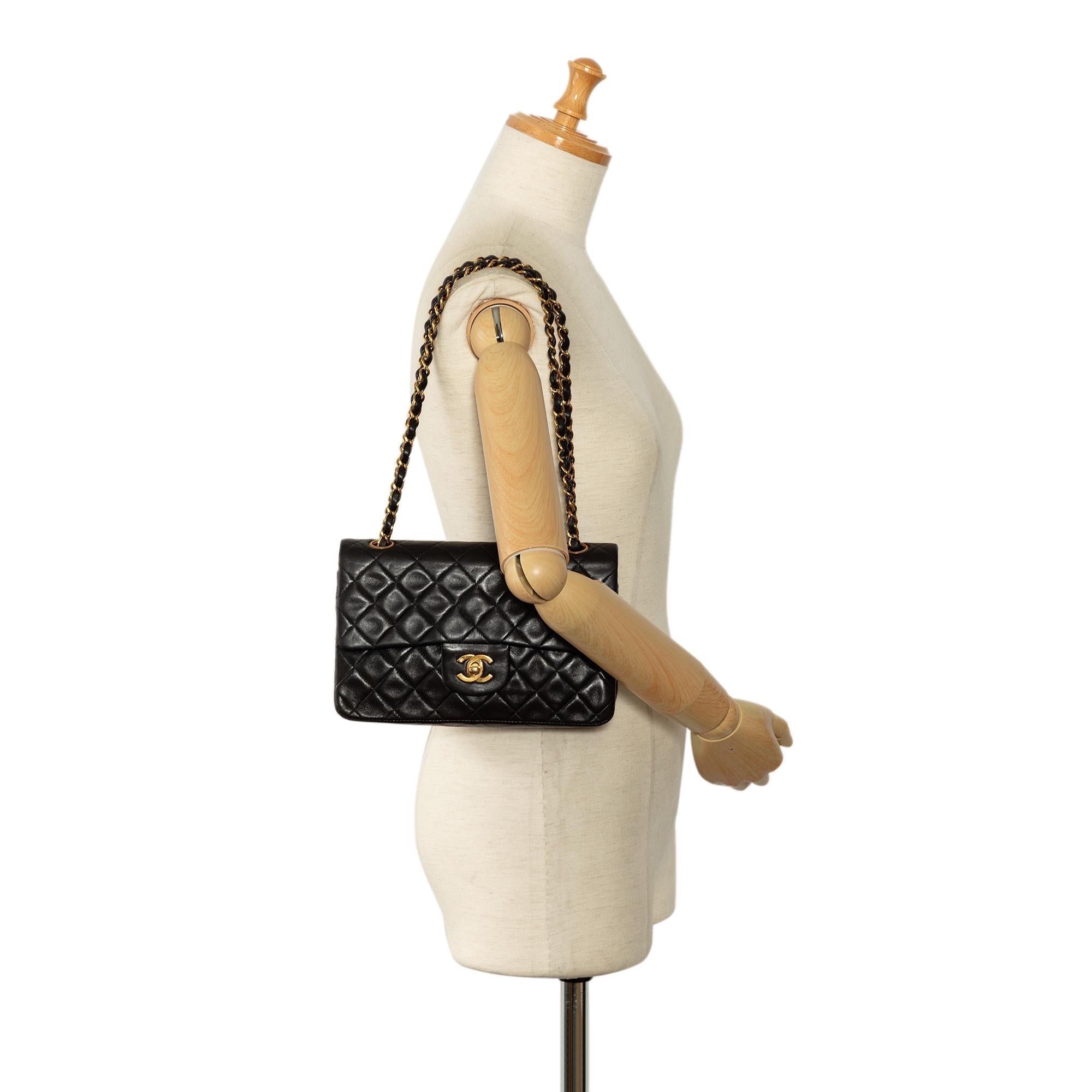 Top Quality Chanel Small Classic Lambskin Double Flap (SHG-XcXBzG)