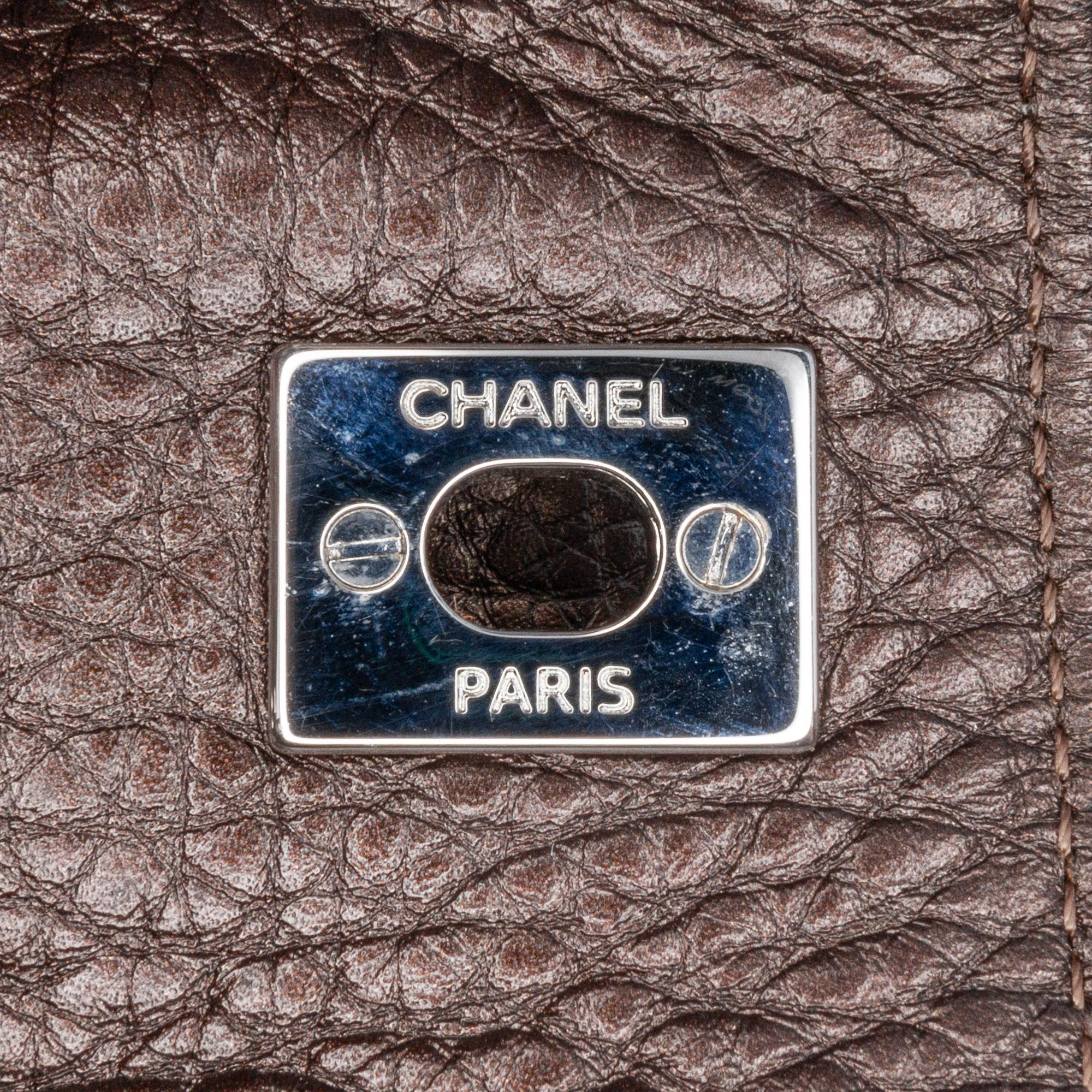 Top Quality Chanel Small Metallic Calfskin Executive Cerf Tote (SHG-DqfQFt)