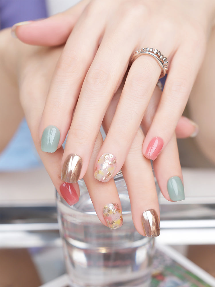 Nail Art,Nail Designs,Manicure Ideas,Nail Art Trends,Press-on nails,Removable nails,Fake nails