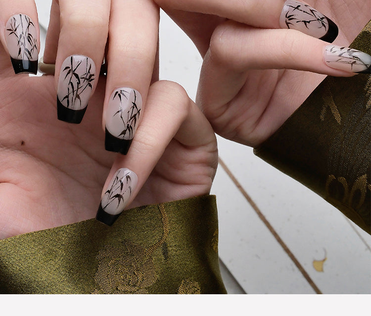 Nail Art,Nail Designs,Manicure Ideas,Nail Art Trends,Press-on nails,Removable nails,Fake nails,Trapezoid nails