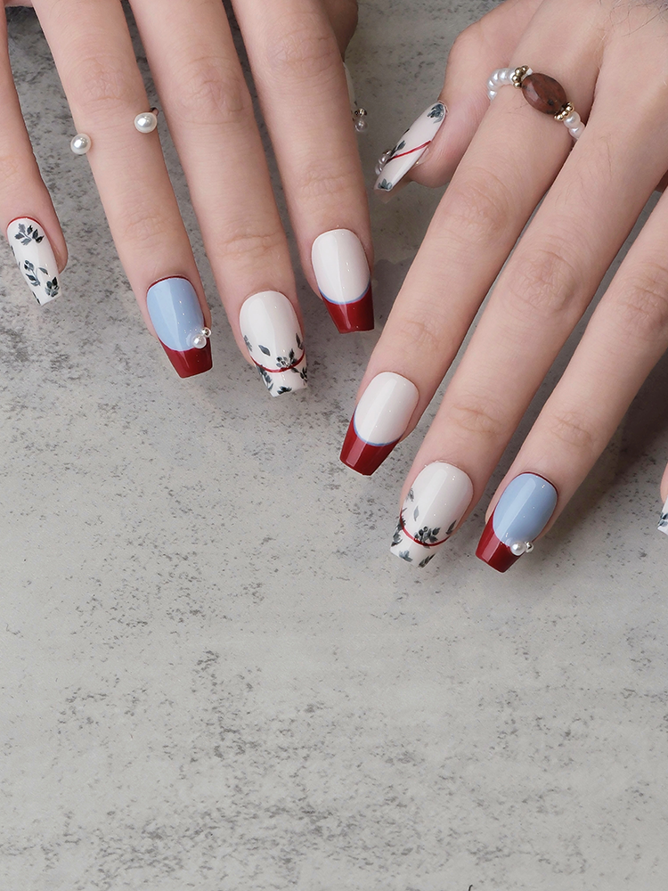 Nail Art,Nail Designs,Manicure Ideas,Nail Art Trends,Press-on nails,Removable nails,Fake nails,Trapezoid nails