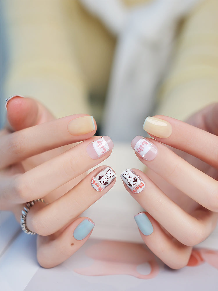 Nail Art,Nail Designs,Manicure Ideas,Nail Art Trends,Oval-shaped nails,Press-on nails,Removable nails,Fake nails