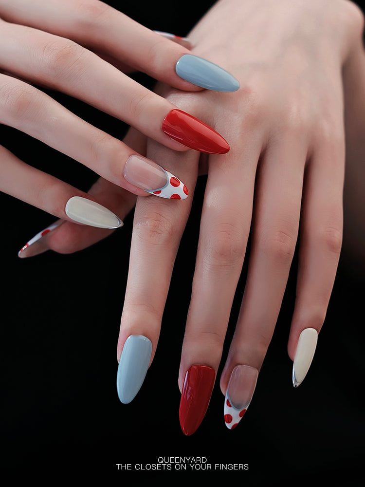 Nail Art,Nail Designs,Manicure Ideas,Nail Art Trends,Press-on nails,Removable nails,Fake nails,Almond-shaped nails