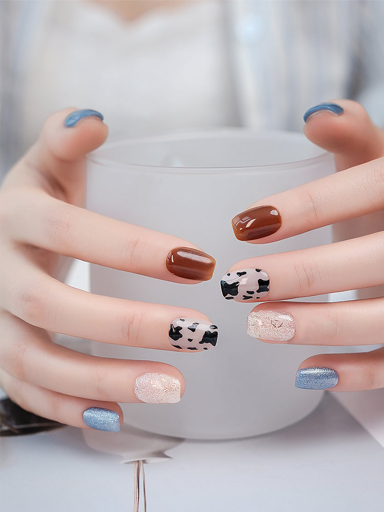 Nail Art,Nail Designs,Manicure Ideas,Nail Art Trends,Oval-shaped nails,Press-on nails,Removable nails,Fake nails