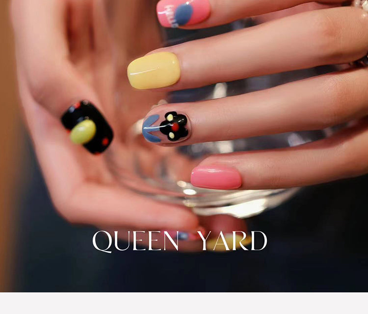 Nail Art,Nail Designs,Manicure Ideas,Nail Art Trends,Press-on nails,Removable nails,Fake nails