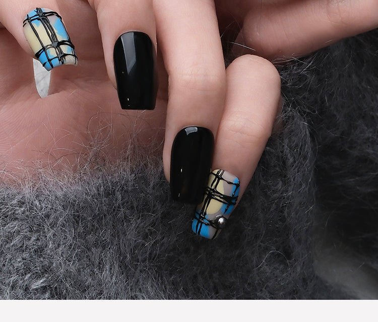 Nail Art,Nail Designs,Manicure Ideas,Nail Art Trends,Press-on nails,Removable nails,Fake nails,Trapezoid nails