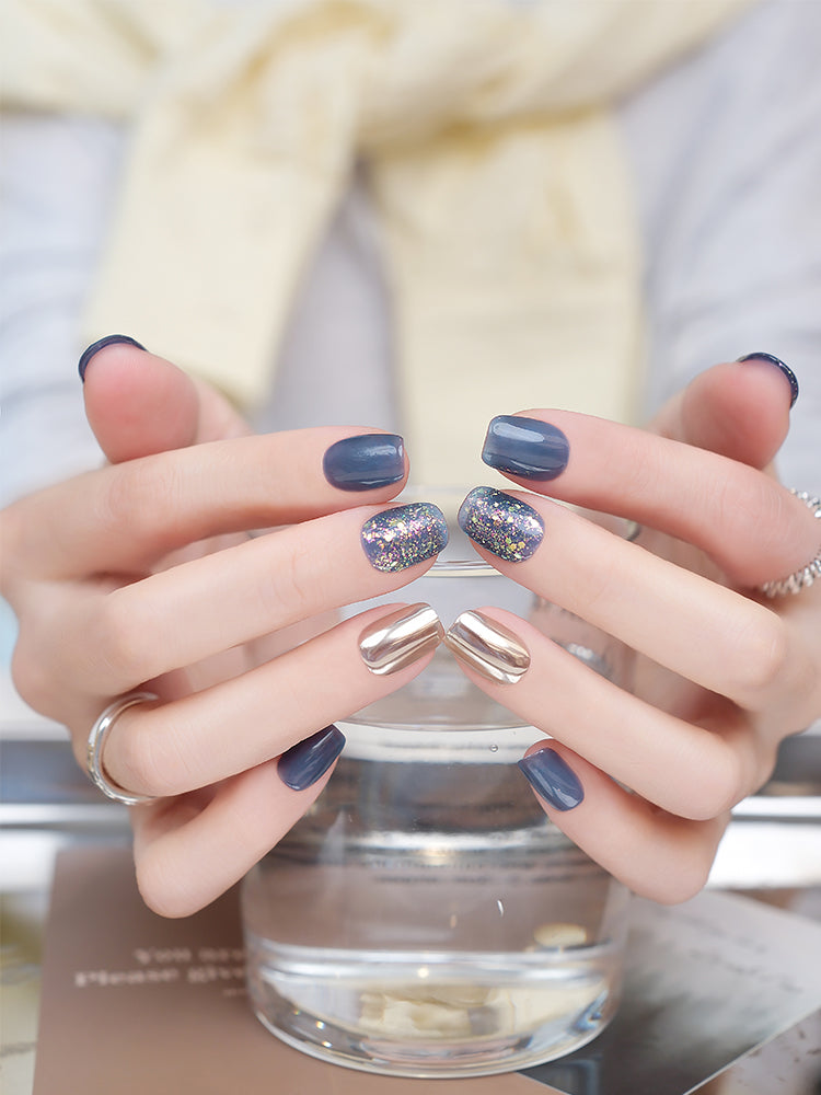 Nail Art,Nail Designs,Manicure Ideas,Nail Art Trends,Oval-shaped nails,Press-on nails,Removable nails,Fake nails