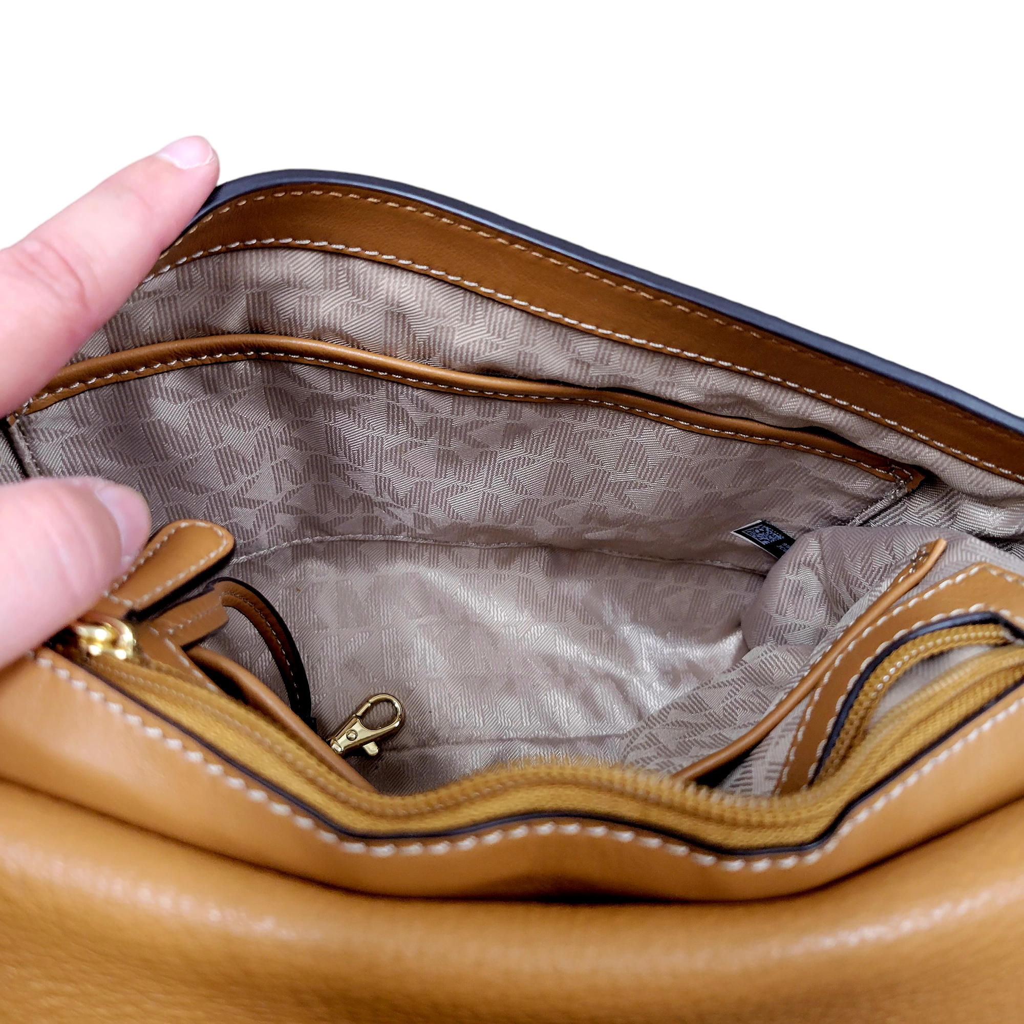 Handbag Designer By Michael Kors Size: Medium