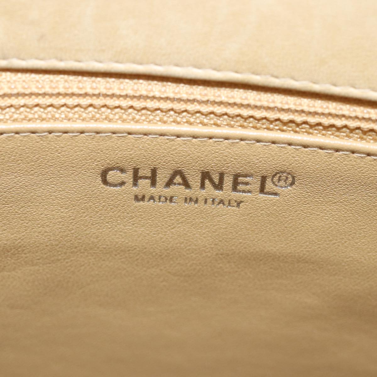 Top Quality Chanel Choco Bar Hand Bag Enamel Yellow CC Auth ac2997