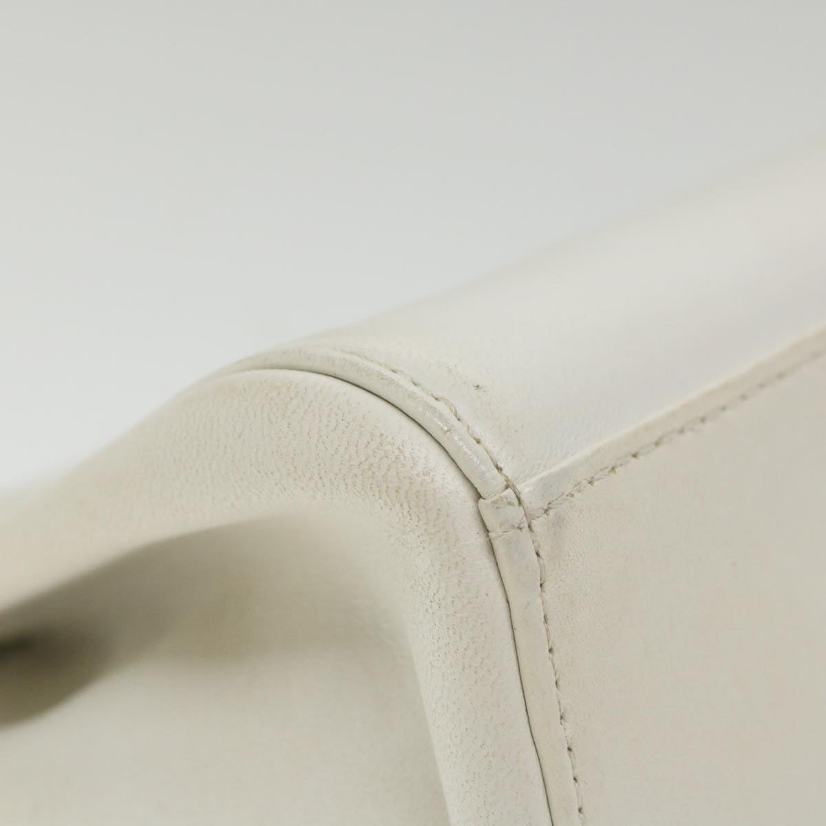 Top Quality Chanel Choco Bar line Chain Shoulder Bag Leather White CC Auth bs10047