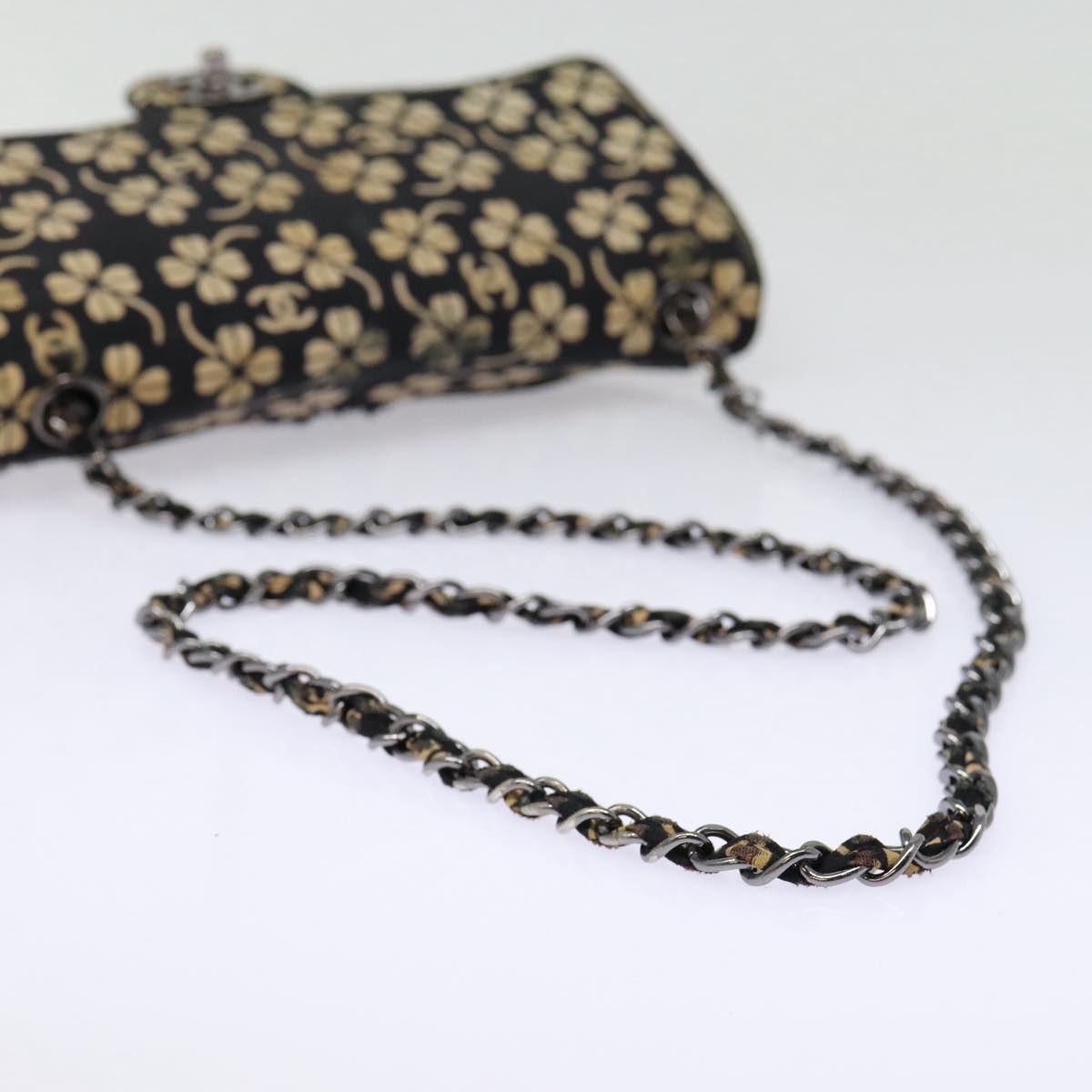 Top Quality Chanel Clover Turn Lock Chain Shoulder Bag Canvas Black Silver CC Auth bs16983