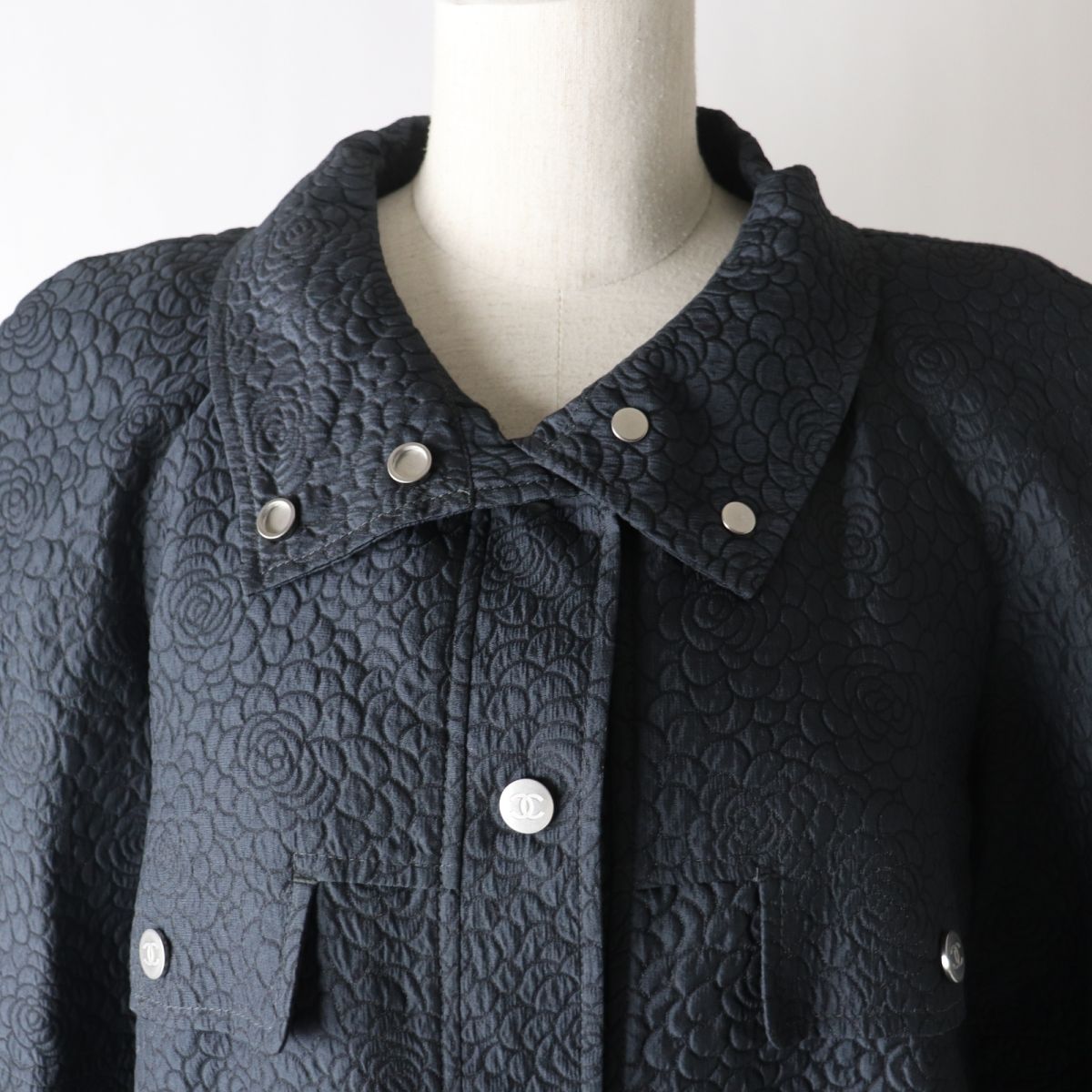 Top Quality Chanel Silk Blend Stand Collar Short Sleeve Jacket