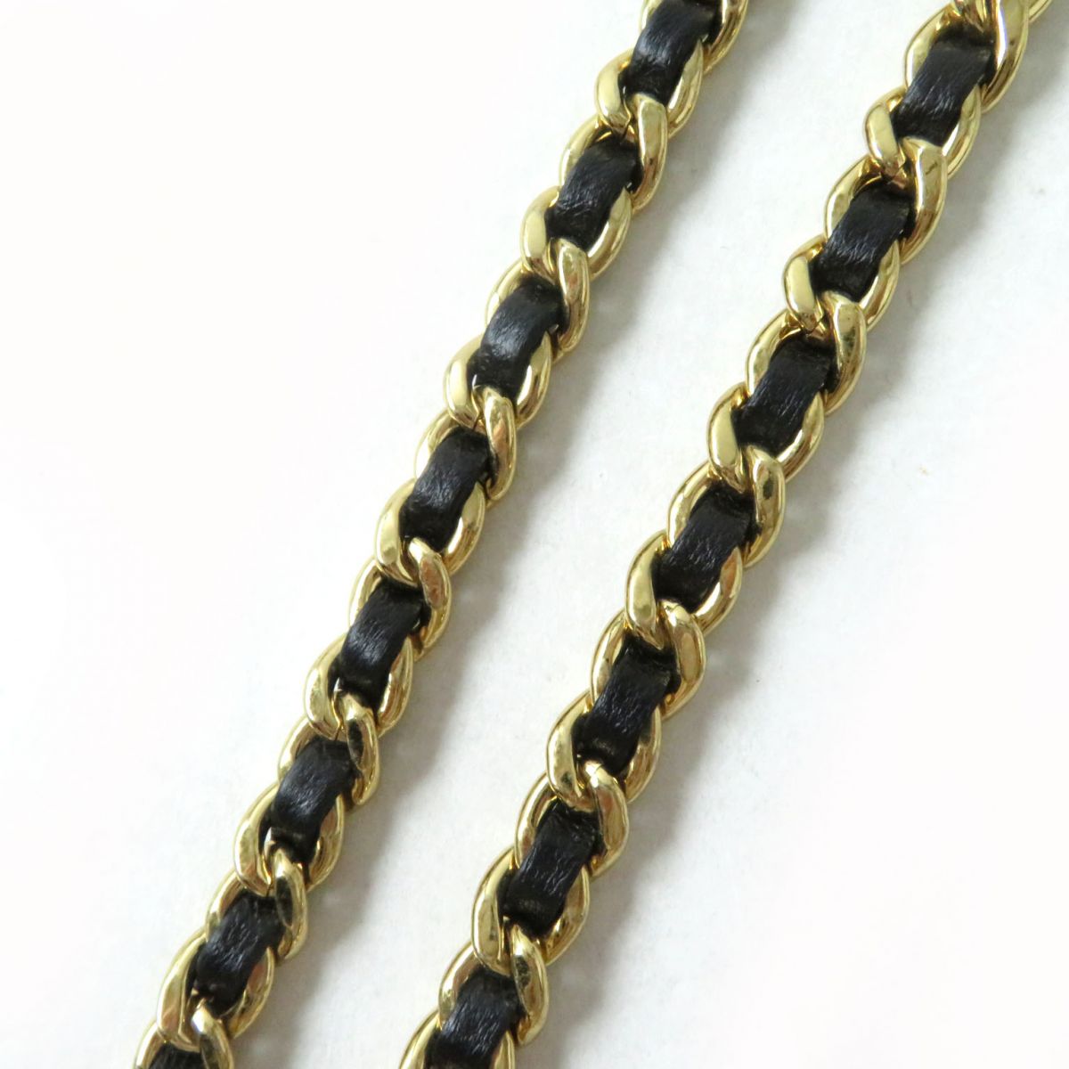 Top Quality Chanel Lambskin Phone Holder Chain Bag
