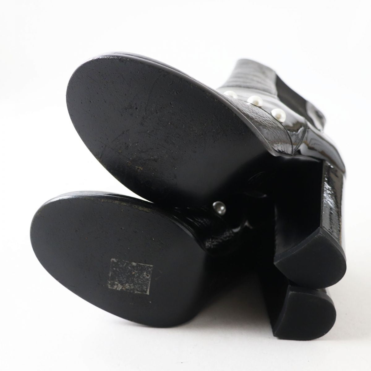 Top Quality Chanel Leather Round Toe Short Boots Black 35
