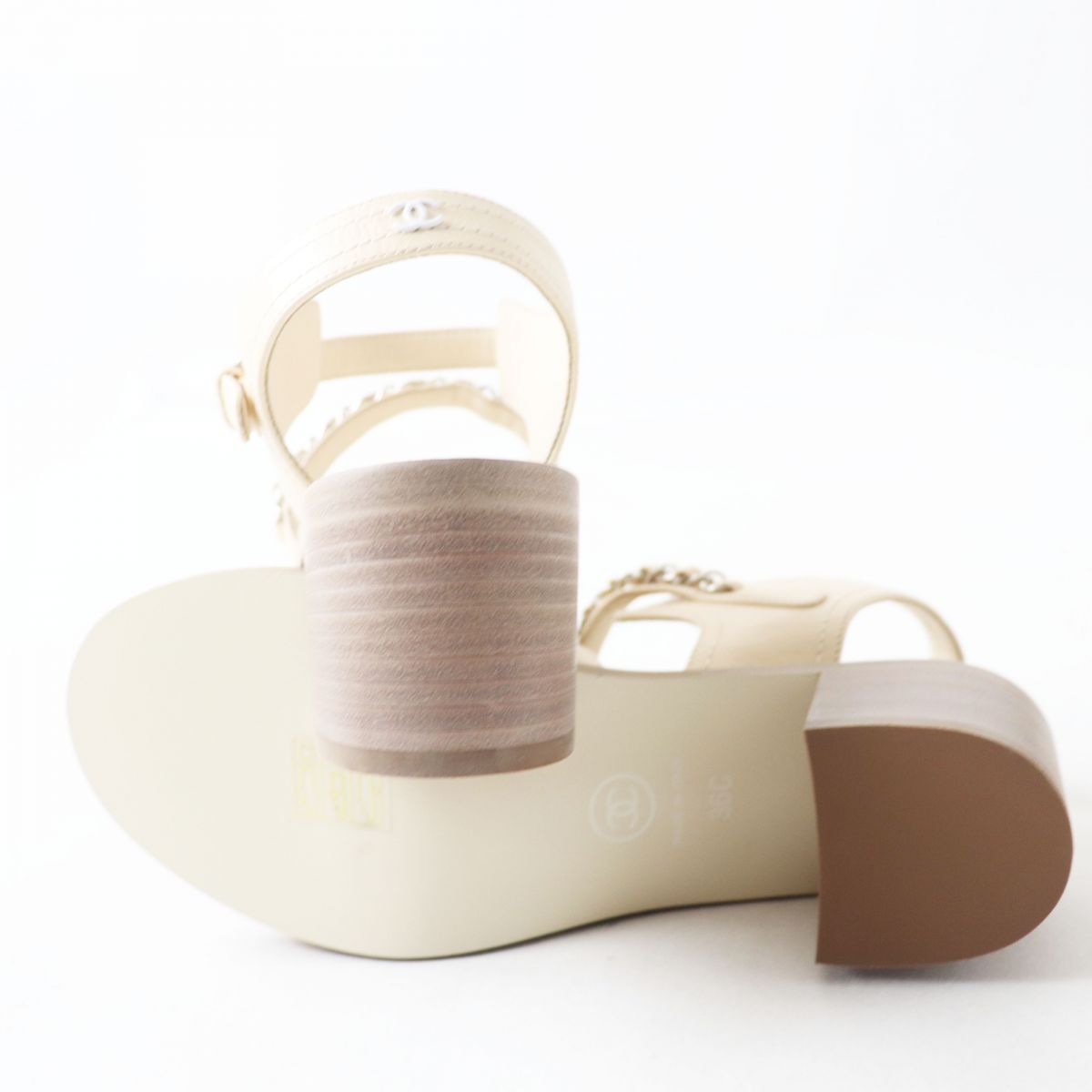 Top Quality Chanel COCO Mark Leather Sandals White