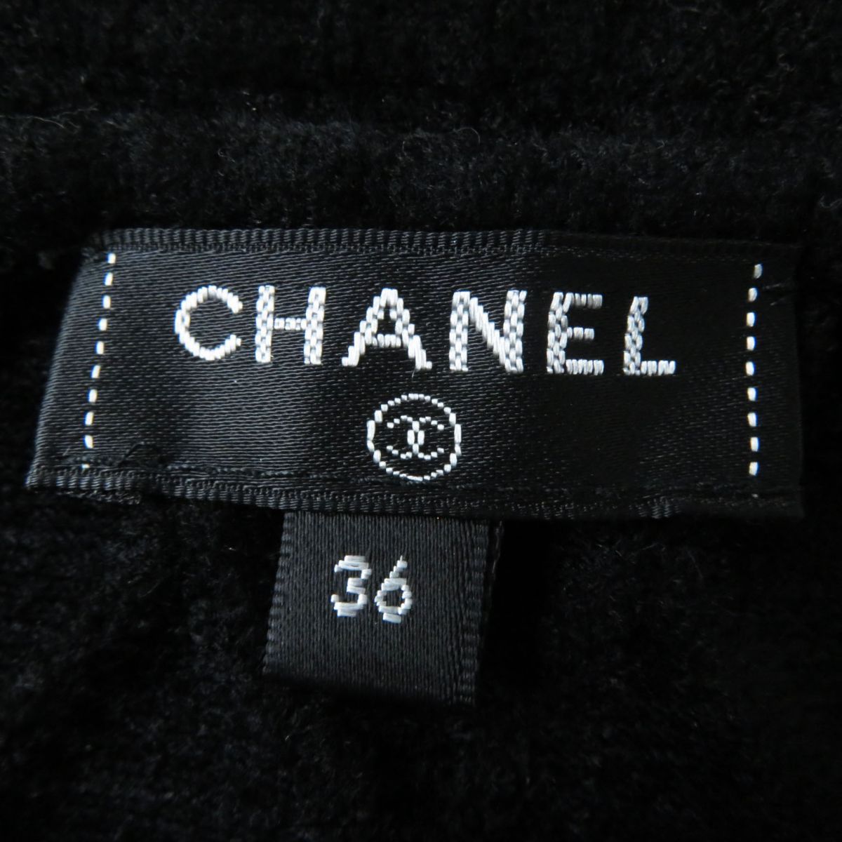 Top Quality Chanel COCO Mark Gold Button Quilted Skirt Black 36