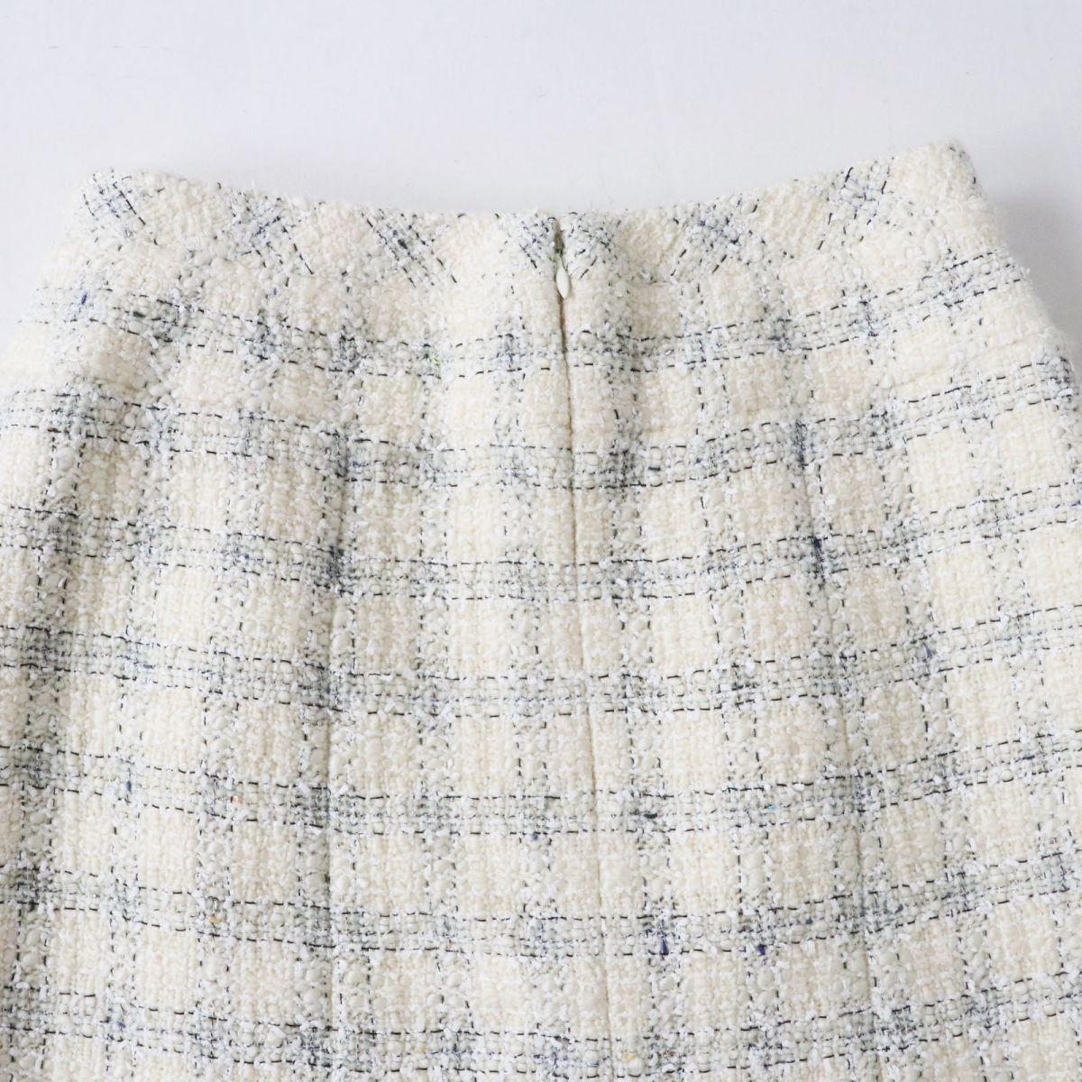 Top Quality Chanel COCO Mark Tweed Trapezoid Skirt Ivory 34