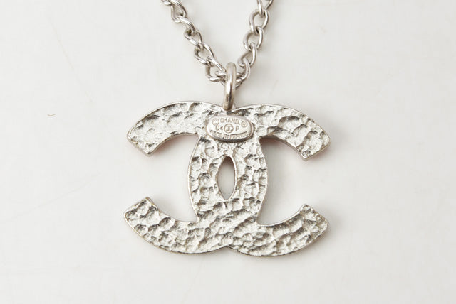 Top Quality Chanel Necklace/Pendant Coco Mark/CC Coral Orange/Silver