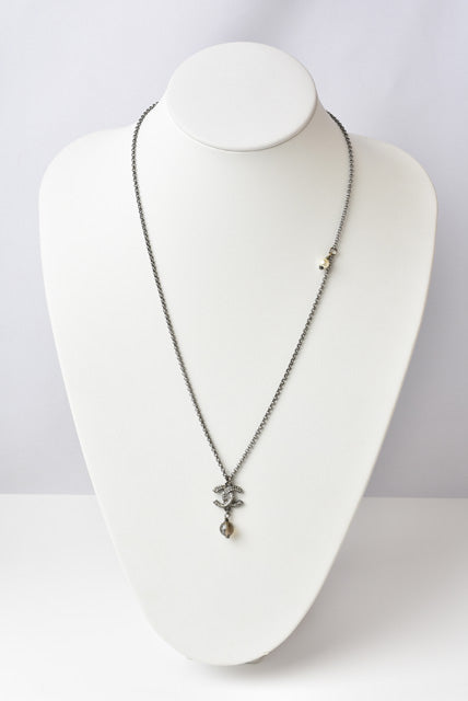 Top Quality Chanel Necklace/Pendant with Rhinestones and Rose/Silver