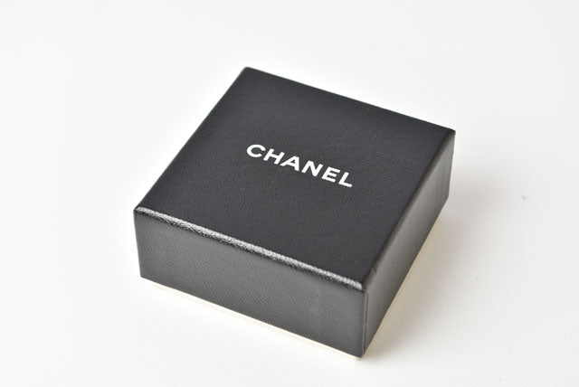 Top Quality Chanel Resin Earrings CC Mark Heart Motif Pink/Gold