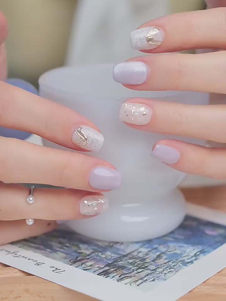 Nail Art,Nail Designs,Manicure Ideas,Nail Art Trends,Oval-shaped nails,Press-on nails,Removable nails,Fake nails
