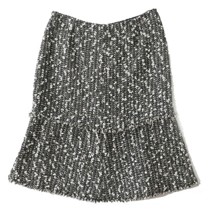 Top Quality Chanel Tweed Skirt with COCO Mark. Multi. Size 38