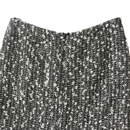 Top Quality Chanel Tweed Skirt with COCO Mark. Multi. Size 38