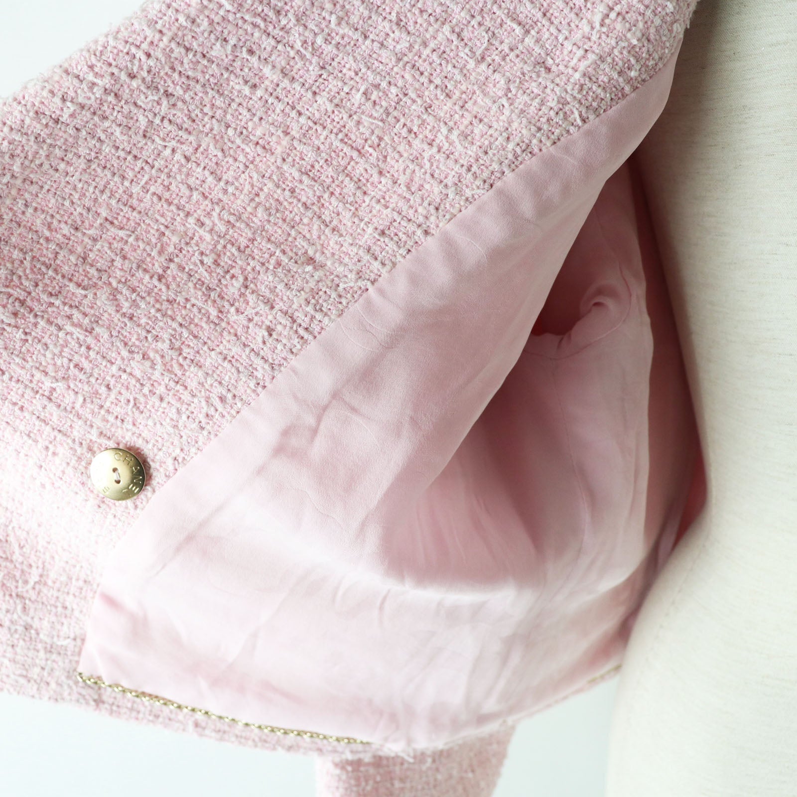 Top Quality Chanel Tweed Blouson P70560 Baby Pink 40