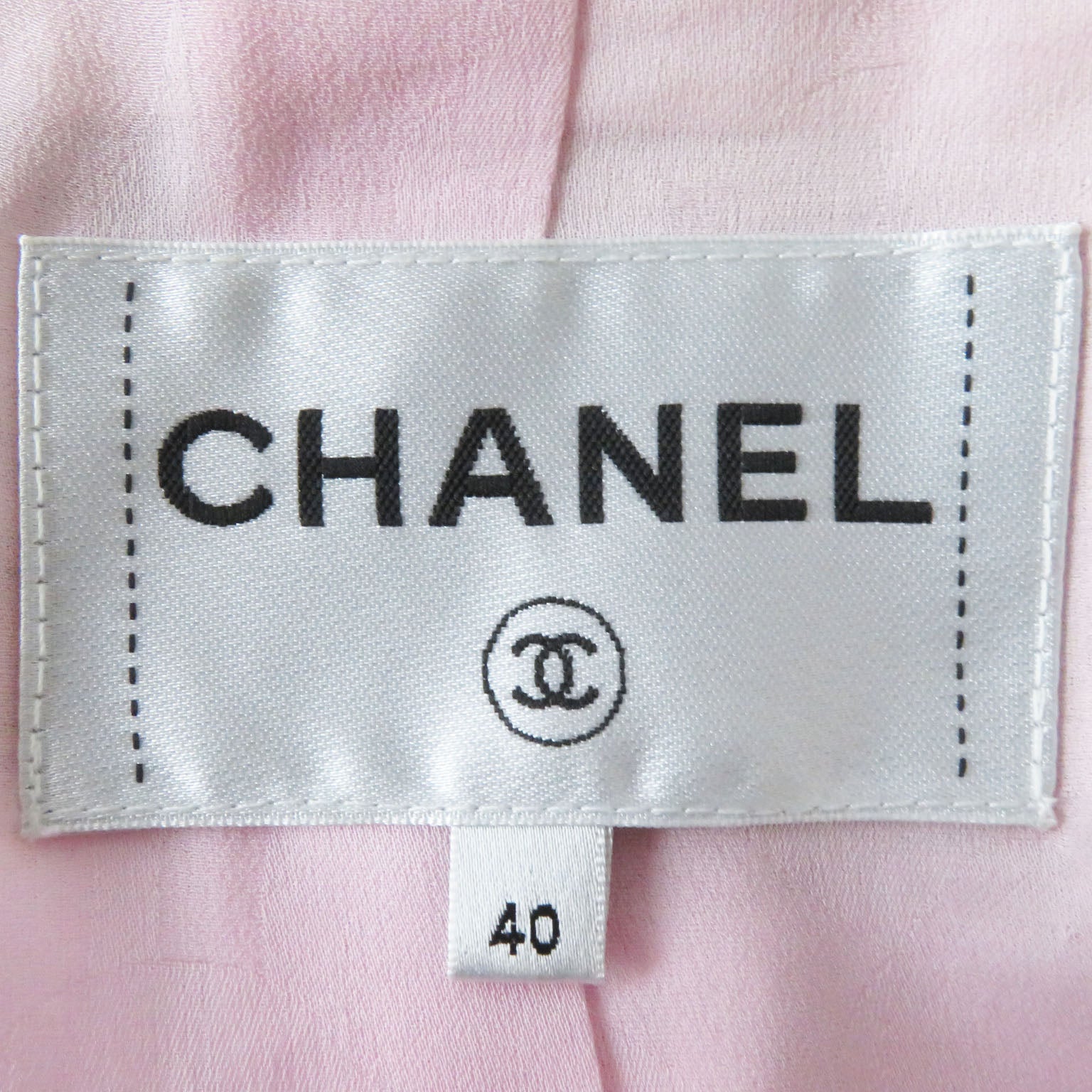 Top Quality Chanel Tweed Blouson P70560 Baby Pink 40