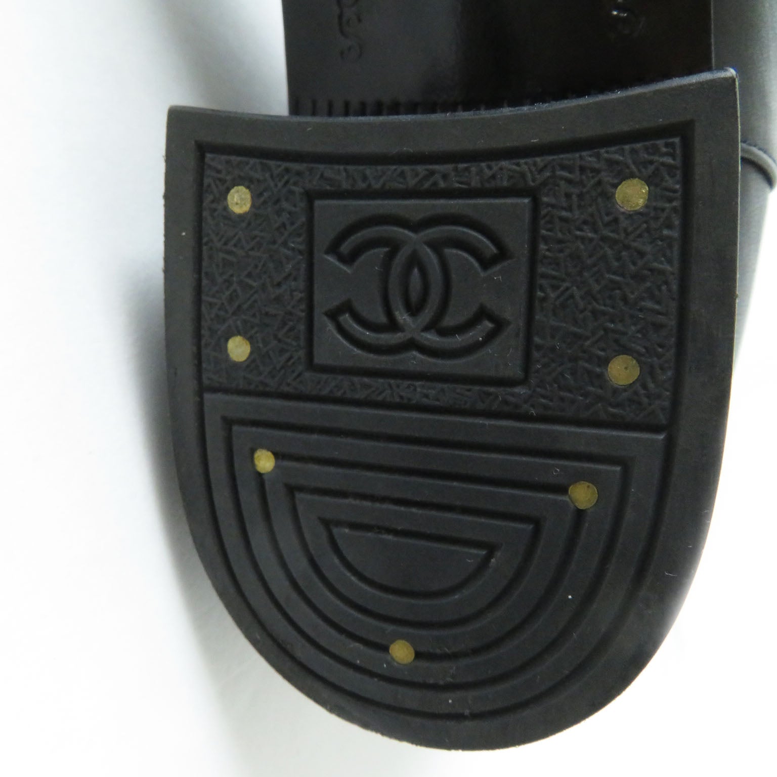 Top Quality Chanel COCO Mark Medium Boots G37981