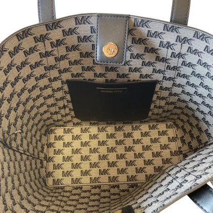 Tote Designer By Michael Kors In Black. Size:Large