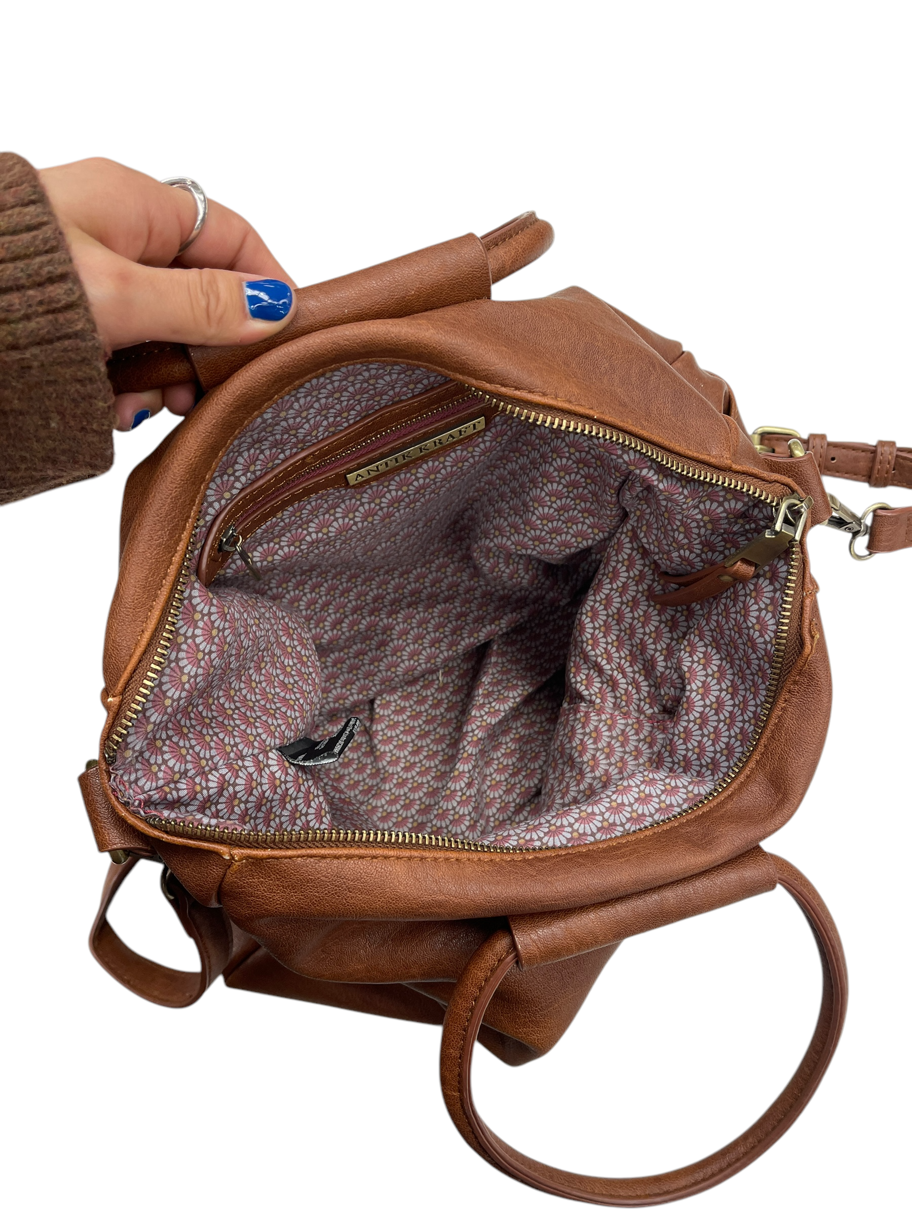 Handbag By Antik Kraft. Size: Medium