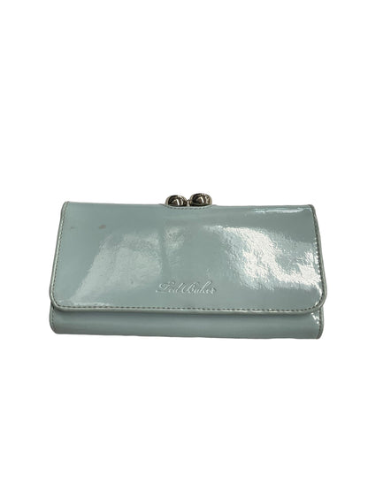 Clutch Designer Ted Baker. Size Small