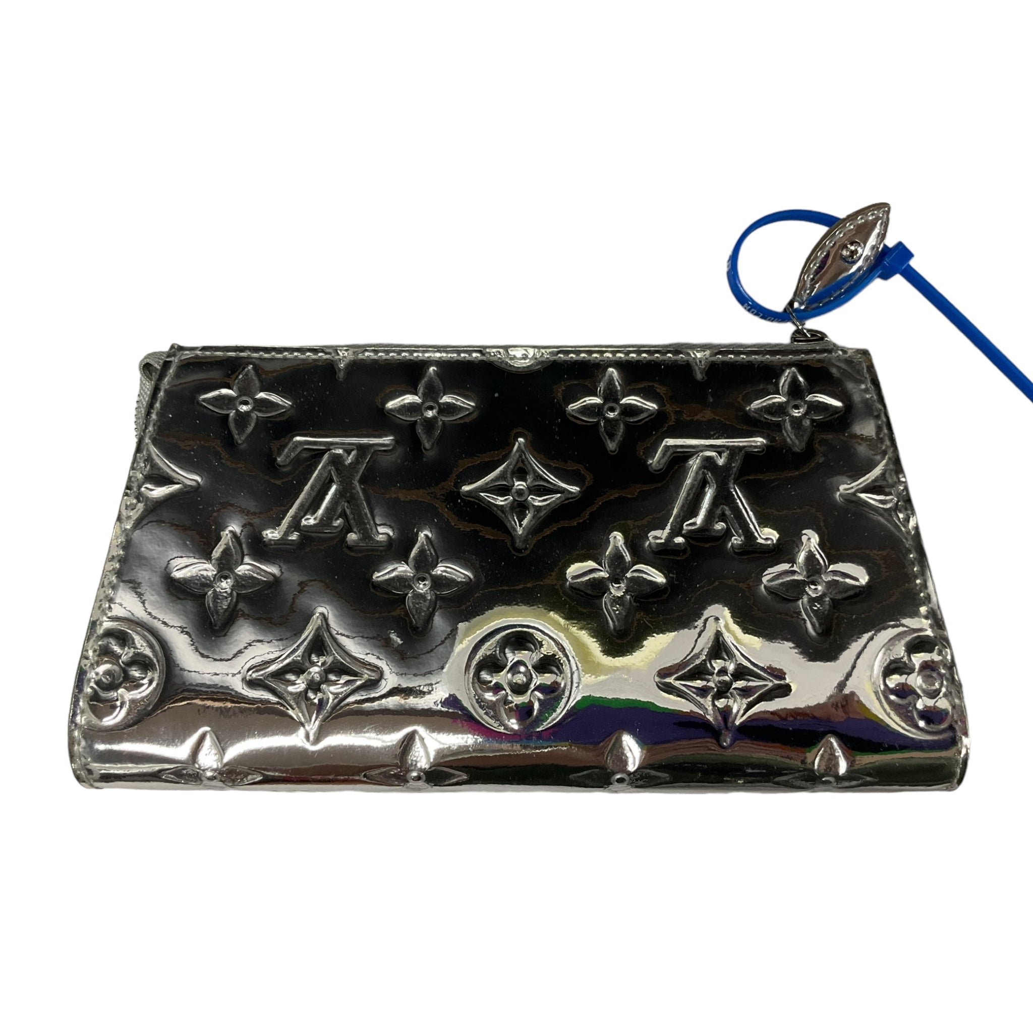 Makeup Bag Luxury Designer By Louis Vuitton. Size: Small