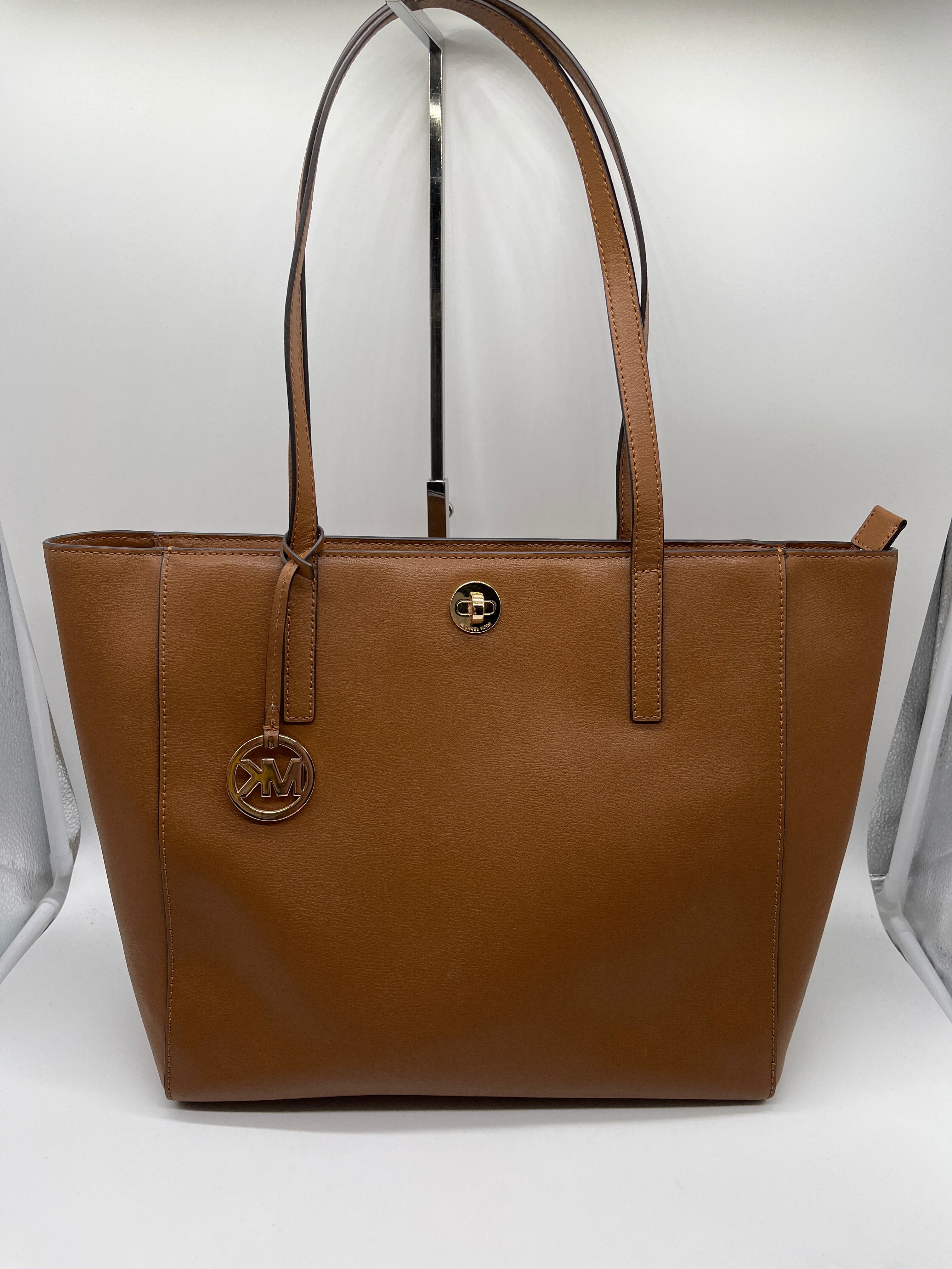Handbag Designer Michael Kors. Size Large