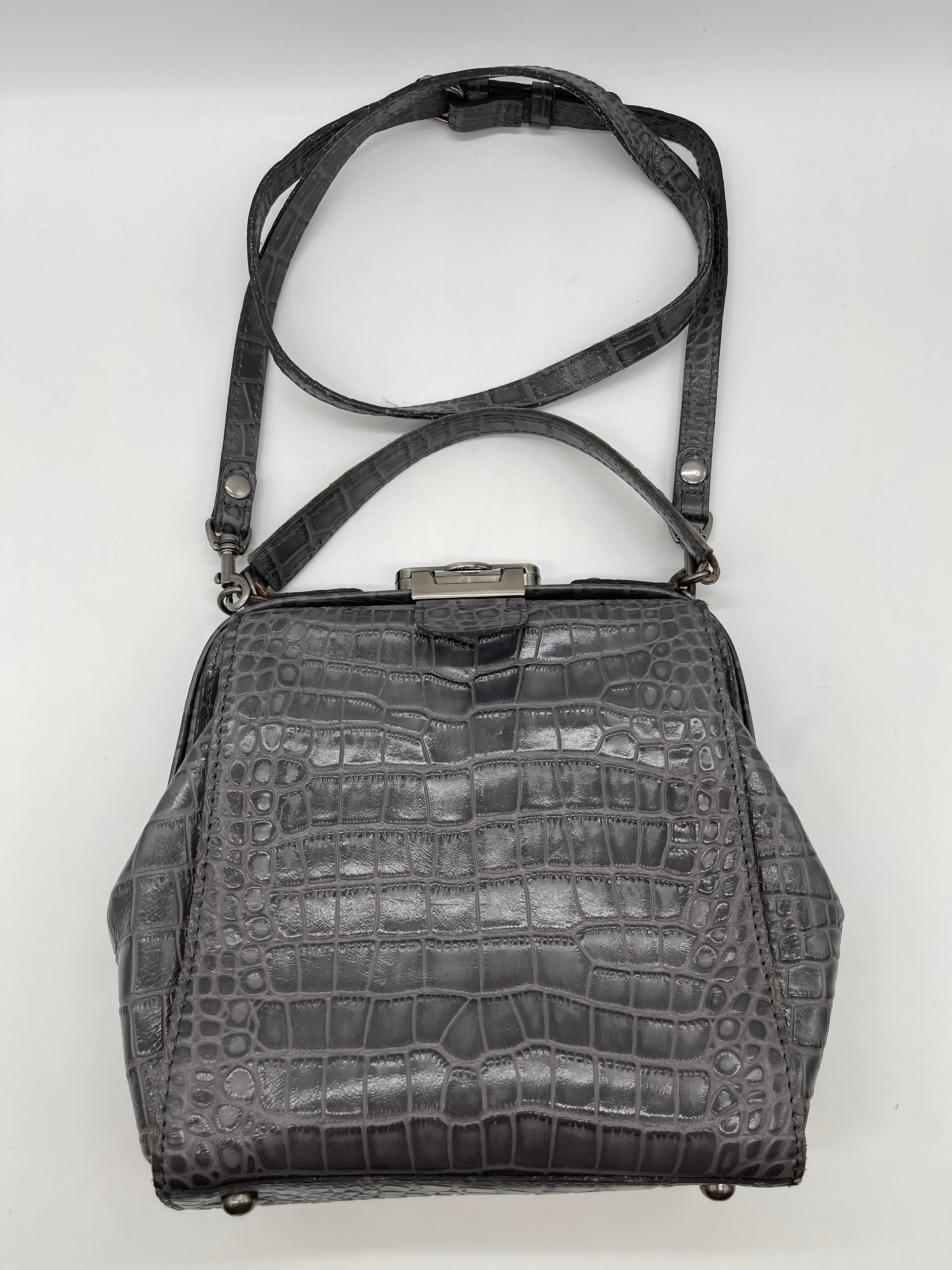 CROSSBODY DESIGNER PATRICIA NASH in GREY. Size: SMALL