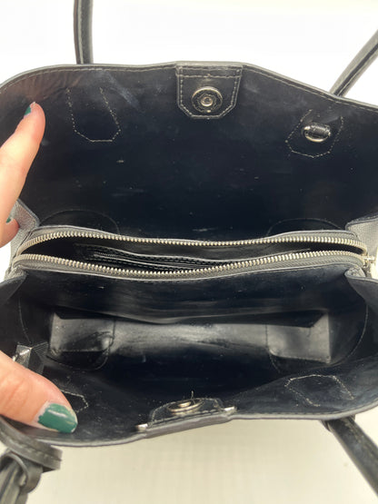 Handbag Designer By Michael Kors. Size: Medium