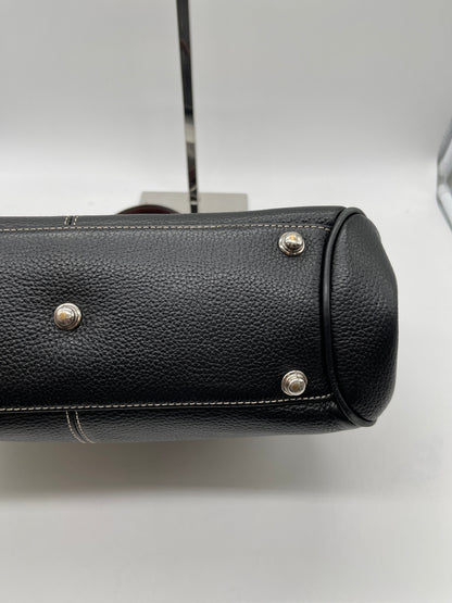 Handbag Designer Dooney And Bourke. Size Medium