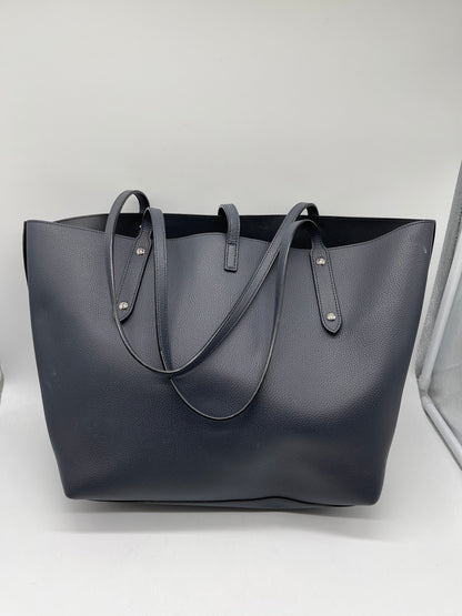 Handbag Designer By Coach. Size: Large