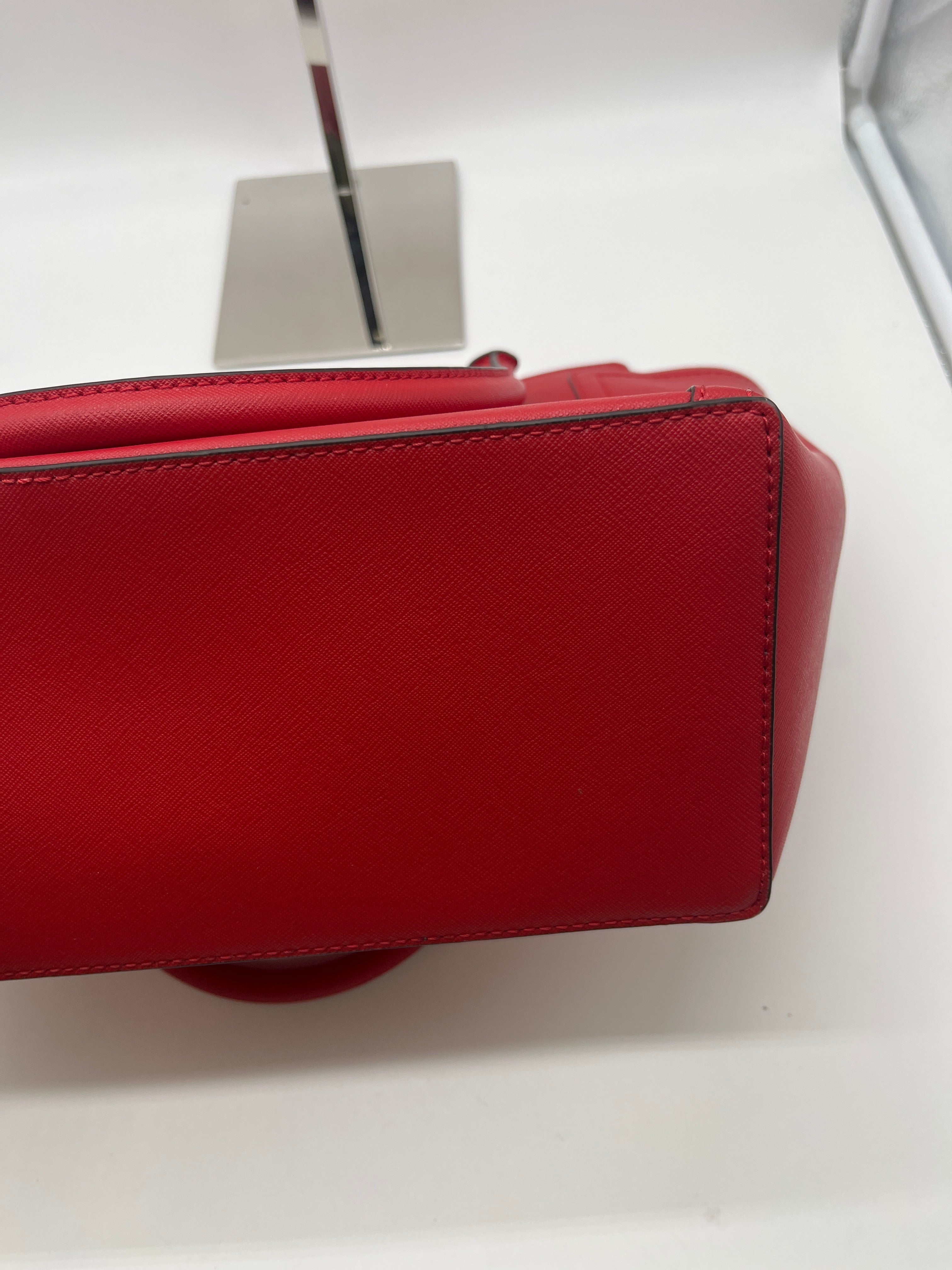 Handbag Designer Michael Kors. Size Medium