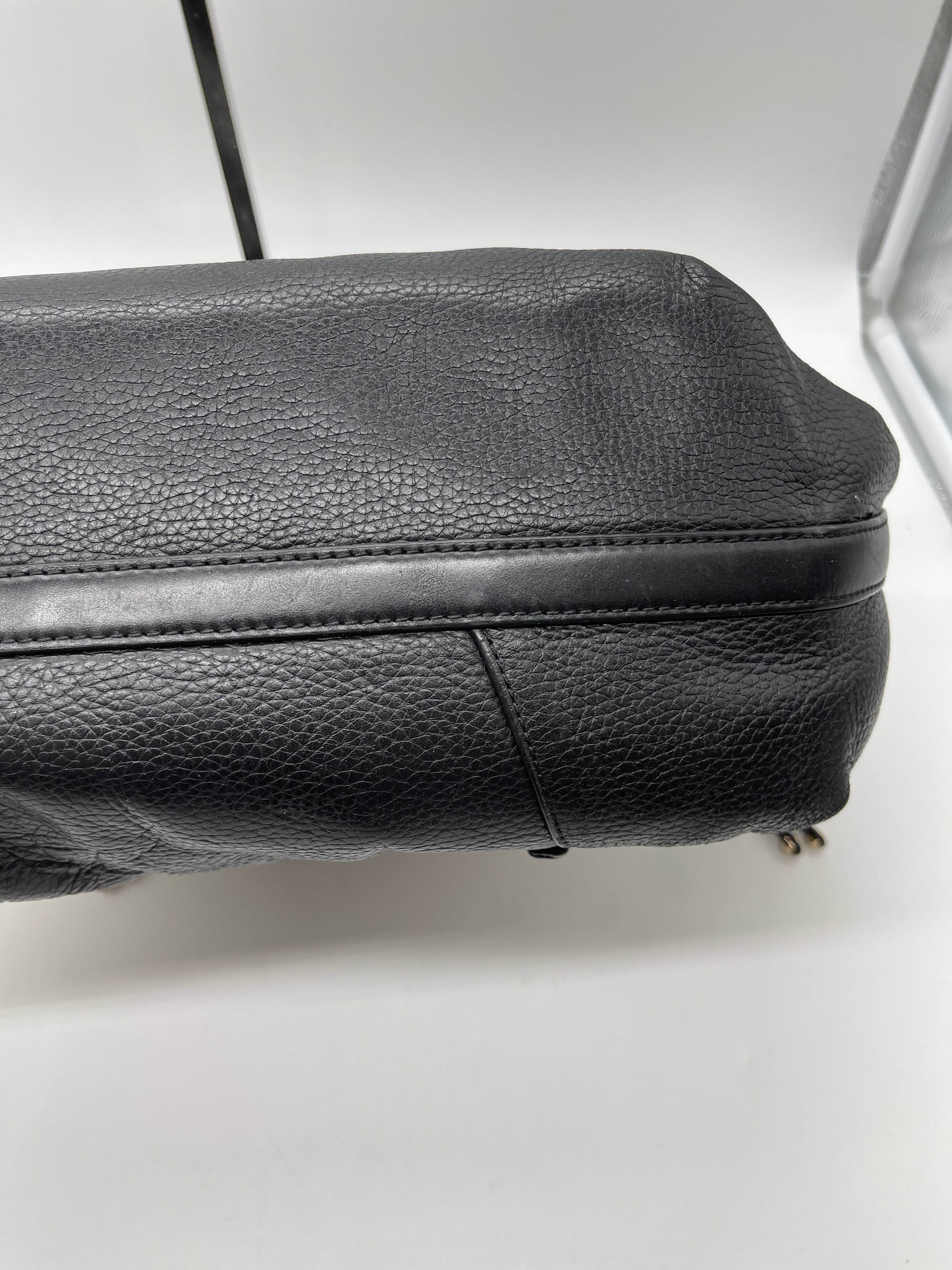 Handbag Designer By Michael Kors. Size: Large