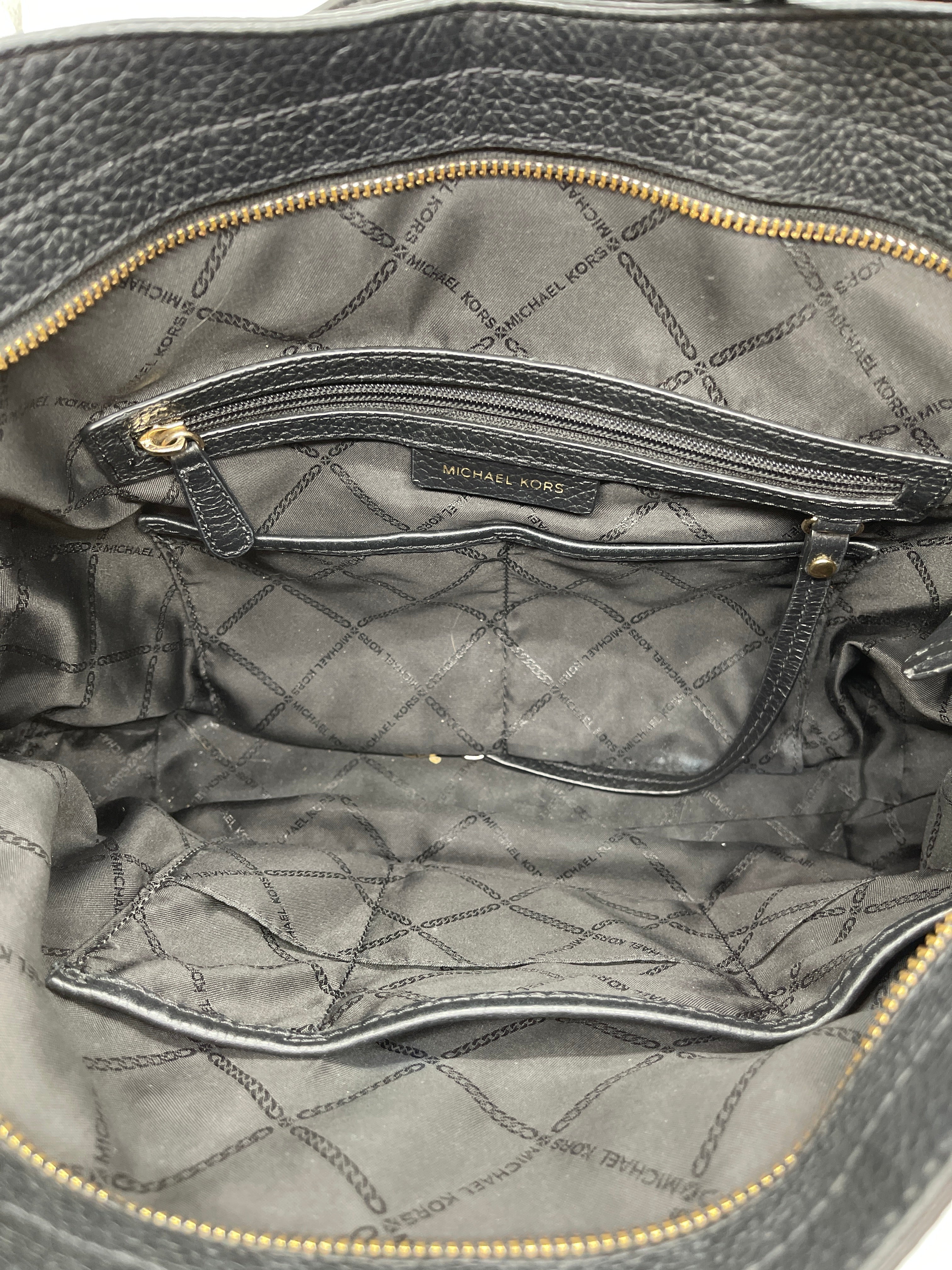 Handbag Designer By Michael Kors. Size: Large