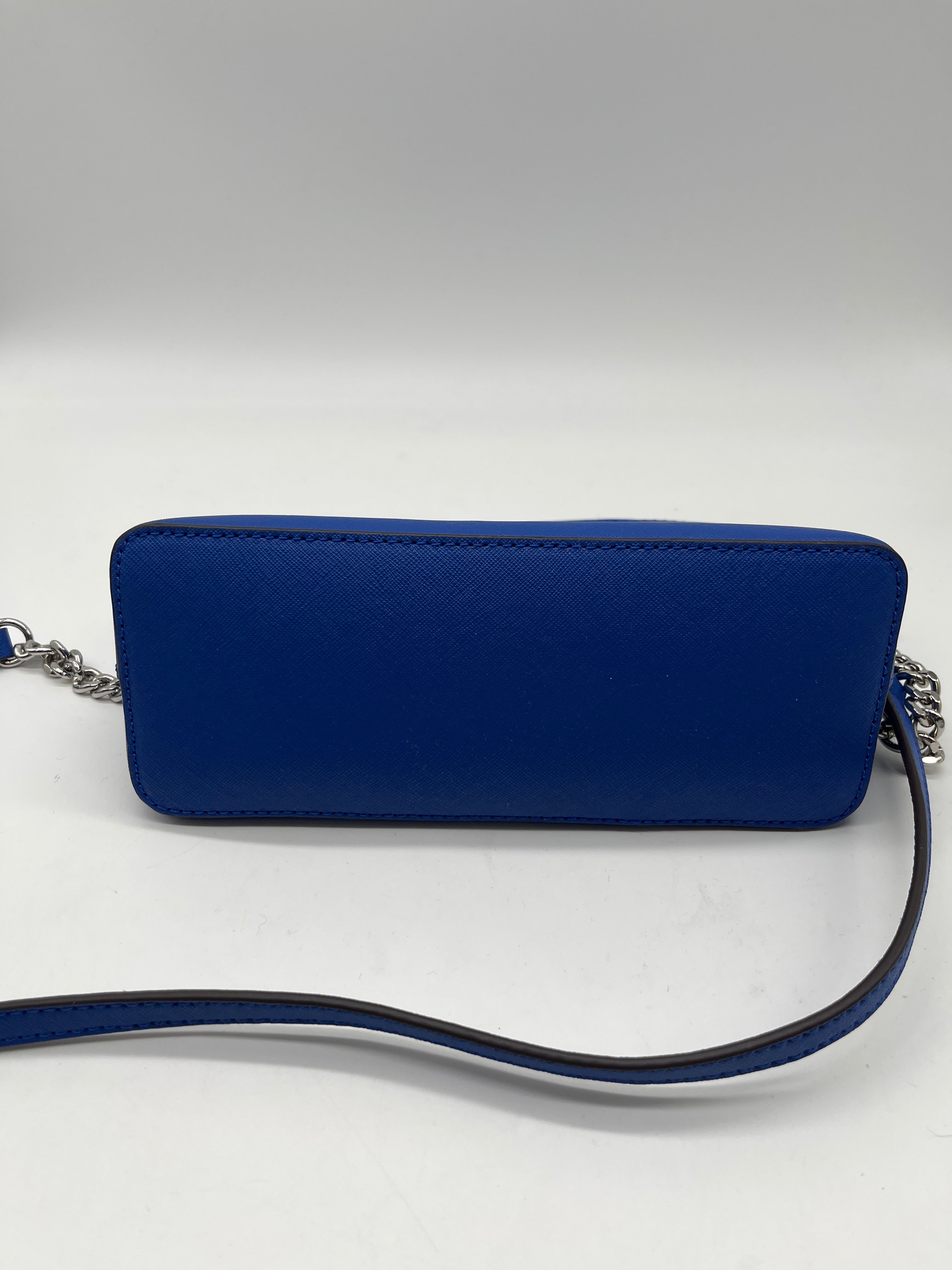 Crossbody Designer By Michael Kors. Size: Small