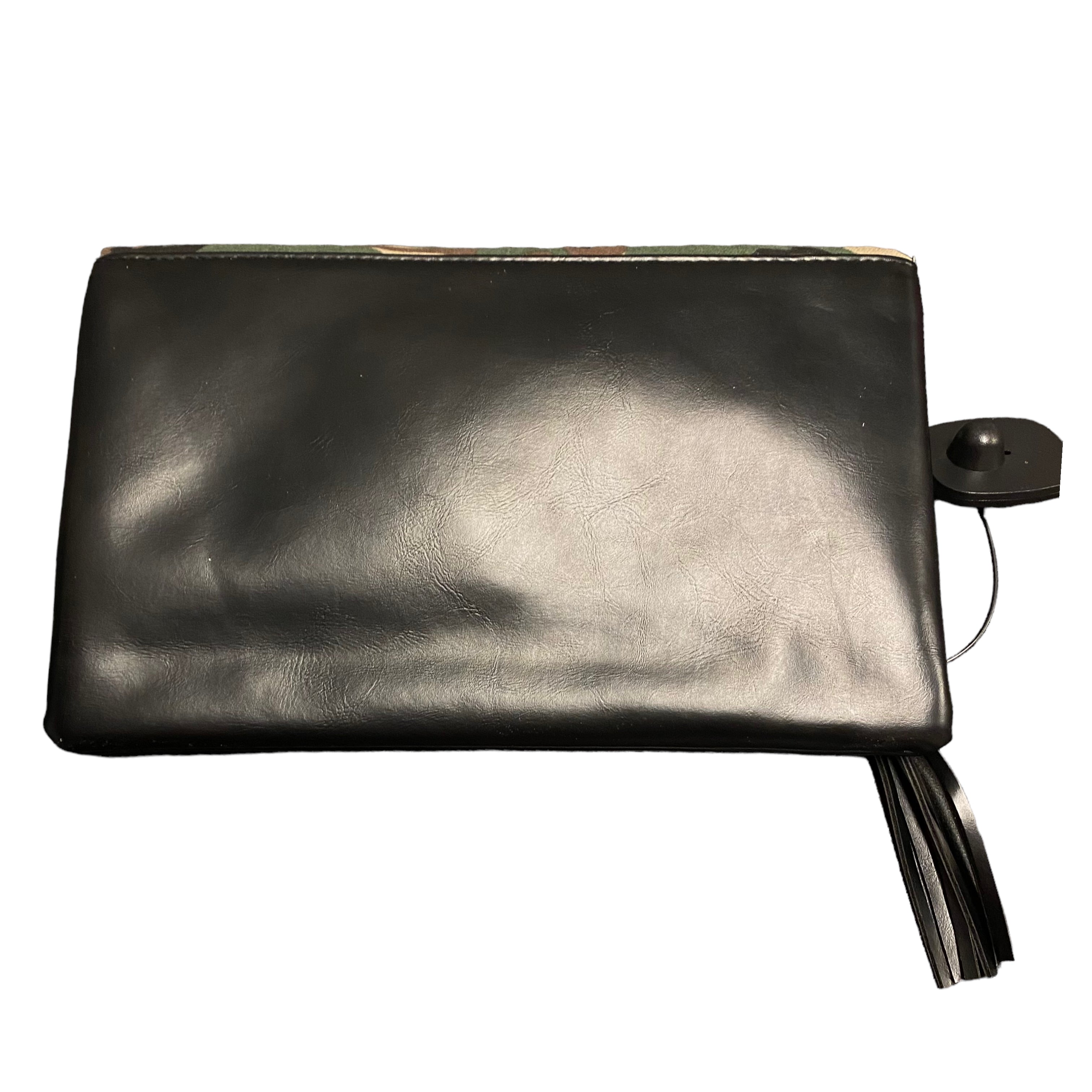 Clutch funky monkey. Size Medium