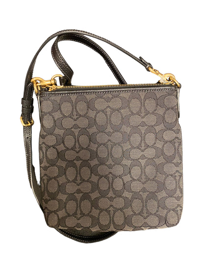 Handbag Designer By Coach. Size: Medium